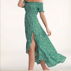 Fleur-tation Green Floral Print Off-the-Shoulder Midi Dress